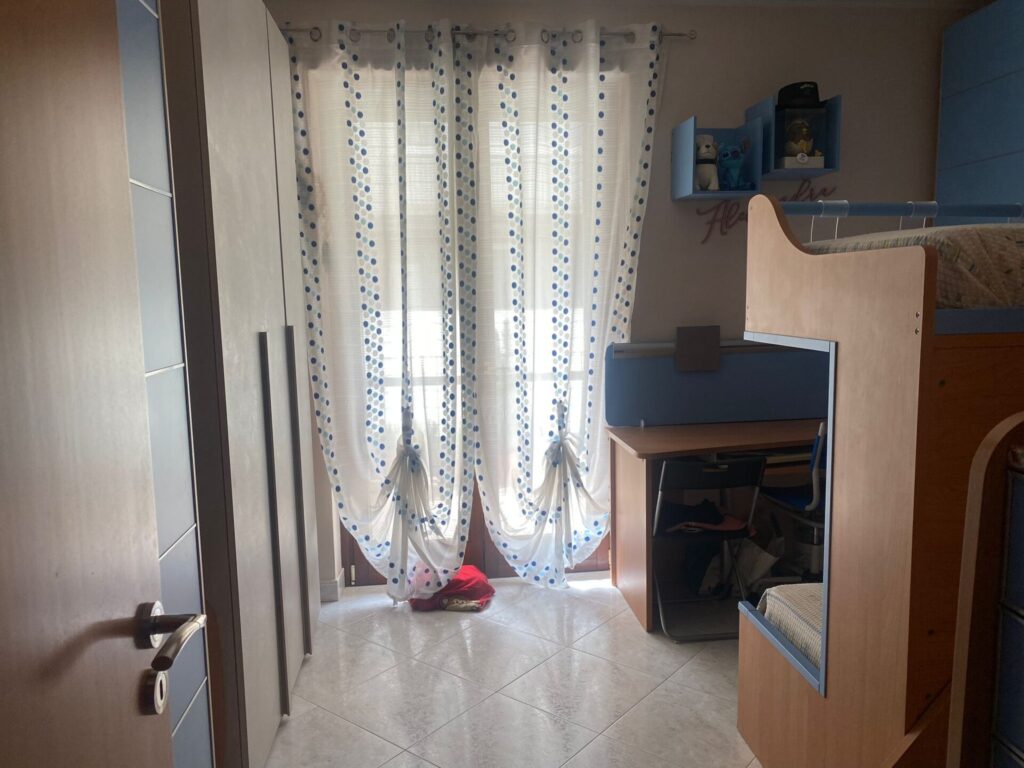 4b67477a a306 4983 be93 1a3a779672ae