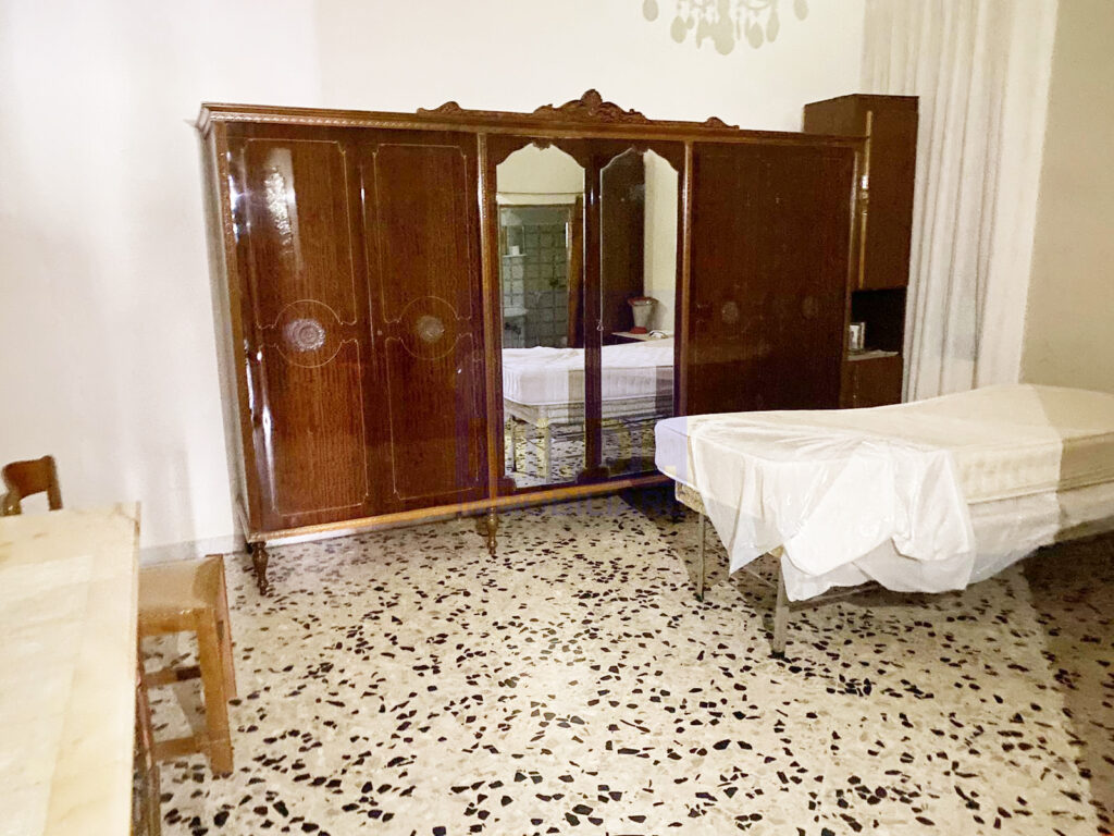 6c57c736 e443 466f 8c4f eca20ad1c97b