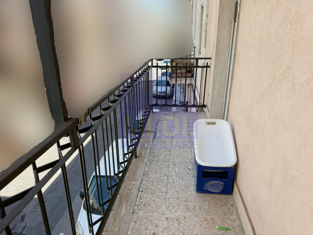 445c7b7a dfa0 4af0 8903 f3ca32981afe