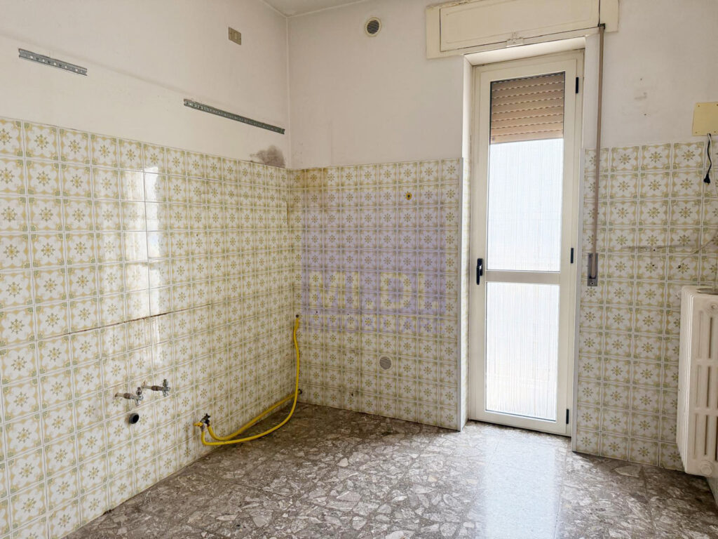 9d5f8d9e e660 46aa ab67 3a0a9f0c950c