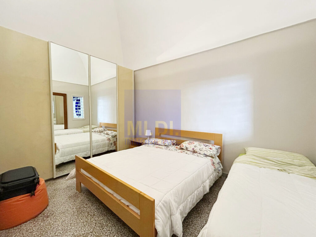 b6c6ac1d a3ae 4d17 b279 48737fc677d3