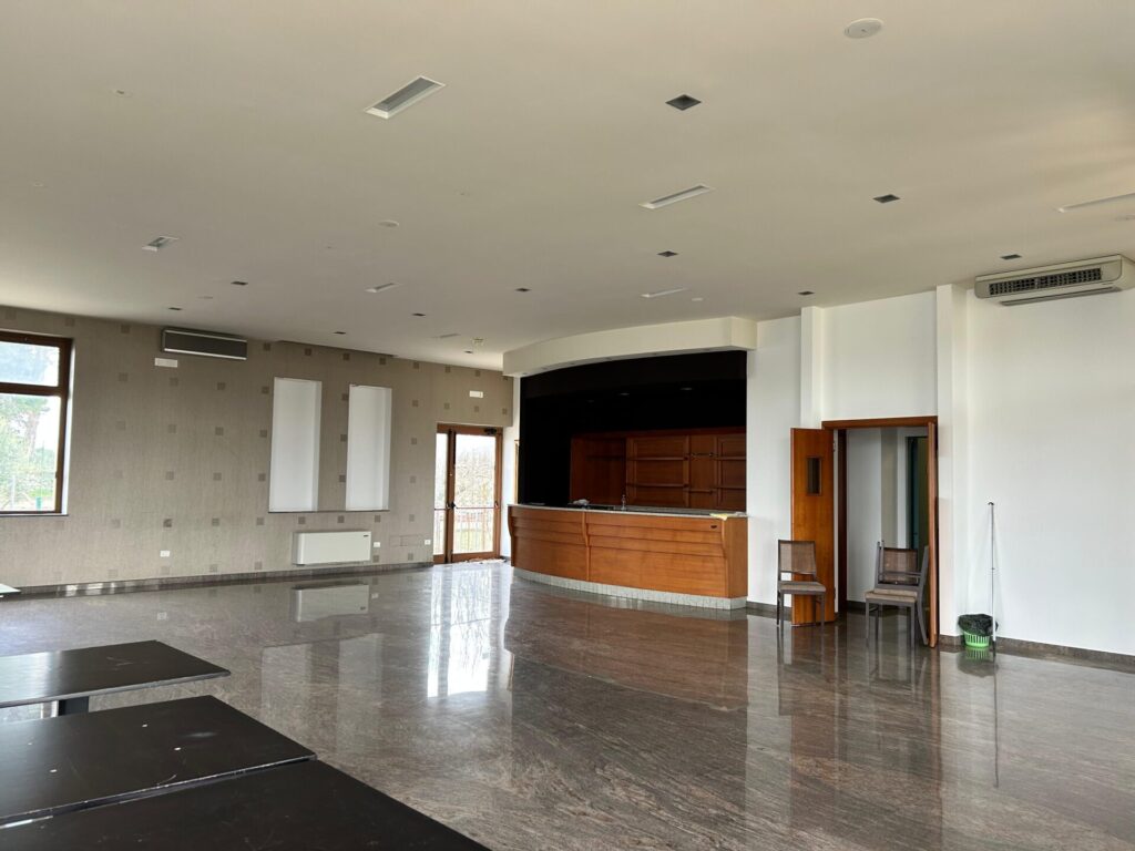 2a604995 2a80 40ed b17a 263a9aaeb1b6