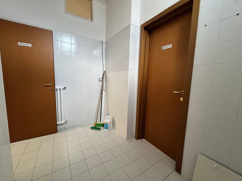 461e0863 4175 45ee 8919 3caff1ef6207