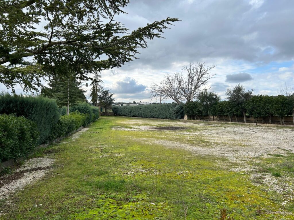 94b79cd4 b6c0 4d2d 819a 7a969cb4c9a0