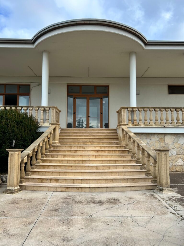 d0b45972 cbe1 4287 a1f3 c41b78bc5d5c